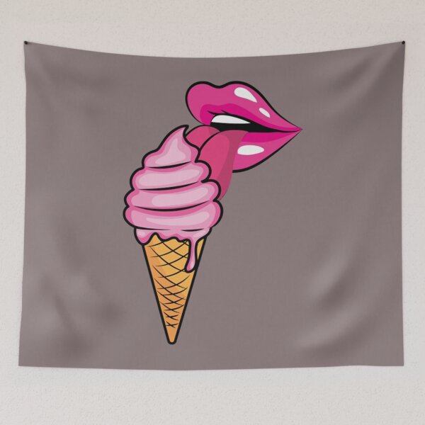 Aperçu de l'œuvre T-shirt rose pour les lèvres Ice CreamSel lip ice Cream Pink créée et vendue par PhanhHy.