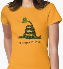 No Steppe On Pepe Tailliertes T-Shirt für Frauen