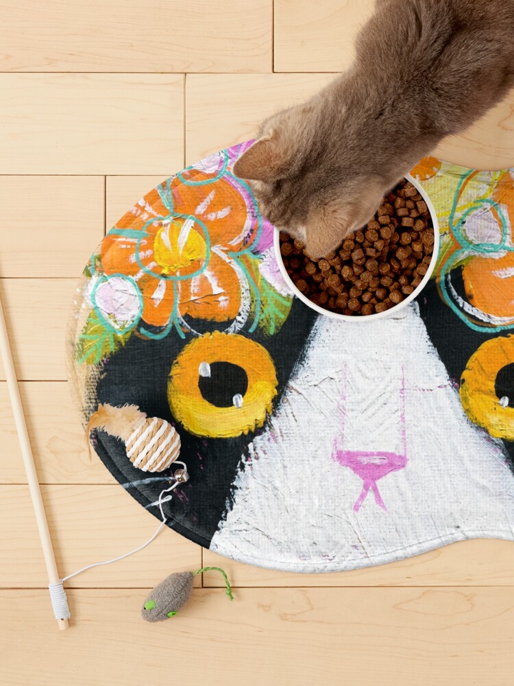 Alternate view of Kitty's Flower Crown Pet Mat
