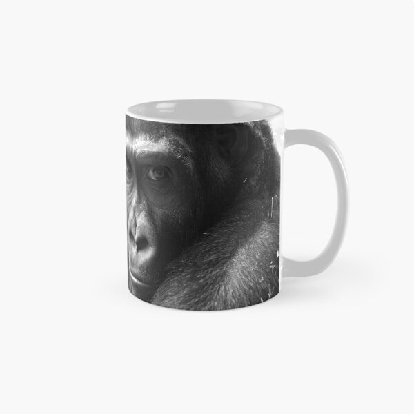 Aperçu de l'œuvre Fille gorille créée et vendue par BogsuckerDesign.
