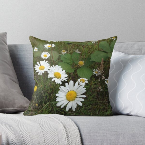 Daisy Chain Throw Pillow