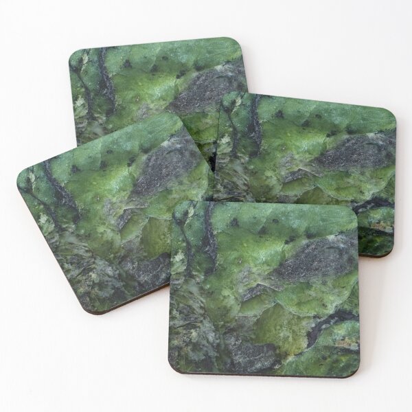 Artikelvorschau, Neuseeland Pounamu Greenstone Serpentine Stone Grain entworfen und verkauft von Kerrie Owens.