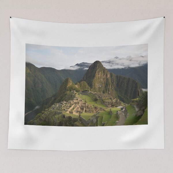 Artikelvorschau, Machu Picchu Sonnenaufgang entworfen und verkauft von siennadts.