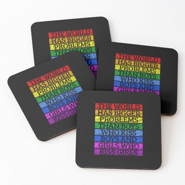 Aperçu de l'œuvre Gay Pride Month LGBT The World Has Bigger Problems Rainbow créée et vendue par ArthurClaessens.