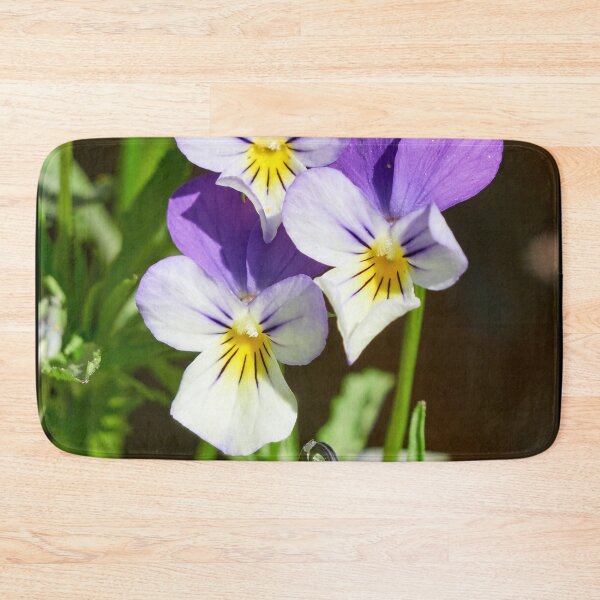 Item preview, Heartsease trio designed and sold by Jouko Lehto Photography.