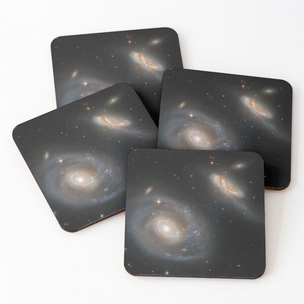 Artikelvorschau, Ein besonderes galaktisches Paar Arp 298 (NGC 7469 und IC 5283) im Sternbild Pegasus entworfen und verkauft von Raureif.