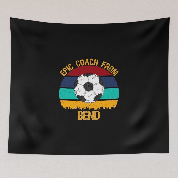 Aperçu de l'œuvre Entraîneur épique de Bend Vintage Soccer Sticker créée et vendue par contawana1s.