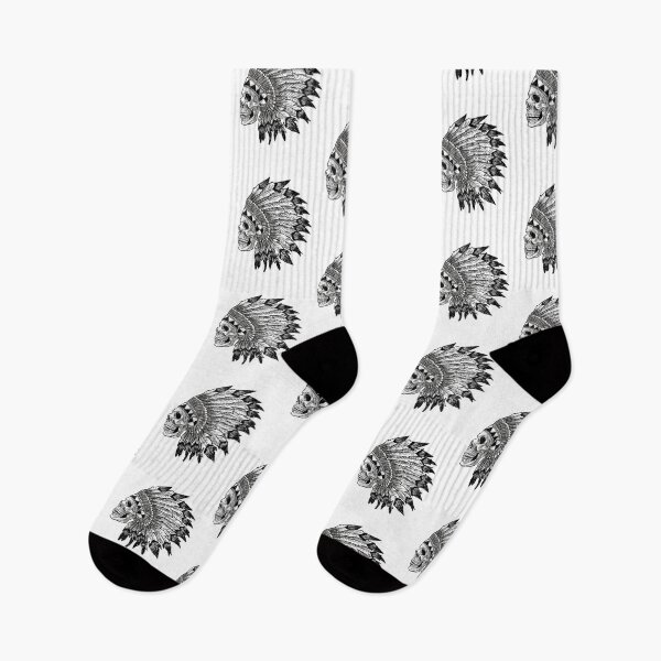 Aperçu de l'œuvre Crâne Tribal, Crâne Et Plume créée et vendue par KingMasterStore.
