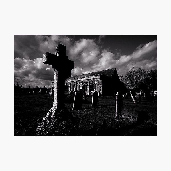 Artikelvorschau, Dark clouds over Grave Yard entworfen und verkauft von kitlew.