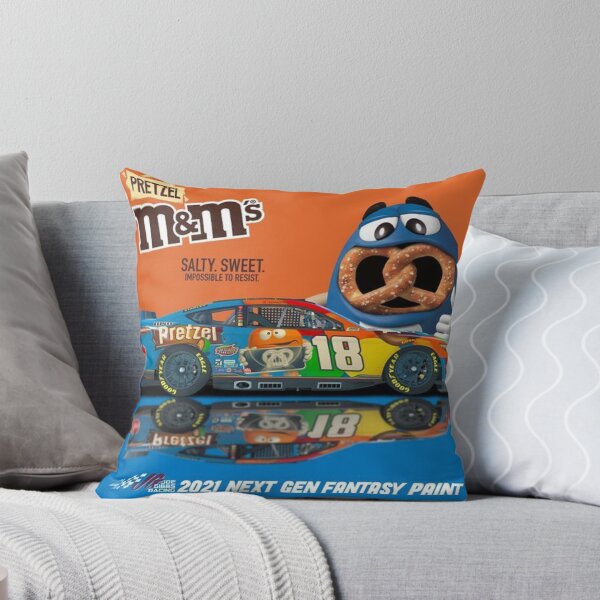 kyle busch racing character Throw Pillow