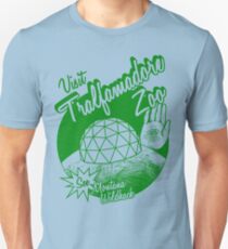 Besuchen Sie den Tralfamadore Zoo Slim Fit T-Shirt