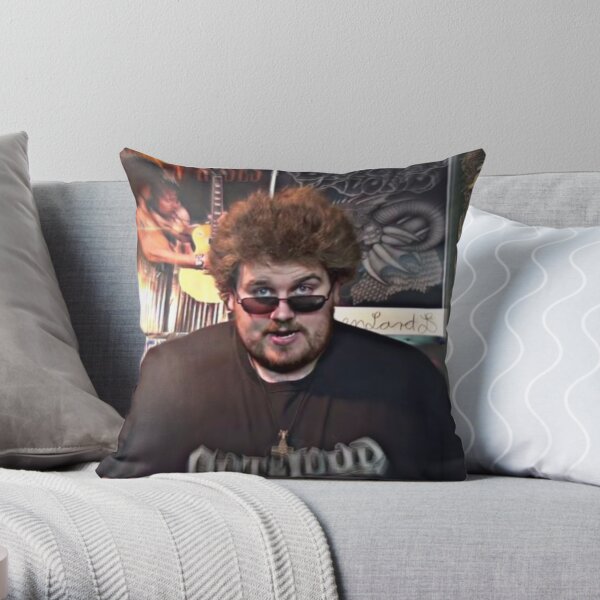 https://ih1.redbubble.net/image.3662119919.0938/throwpillow,small,600x-bg,f8f8f8-c,0,120,600,600.jpg