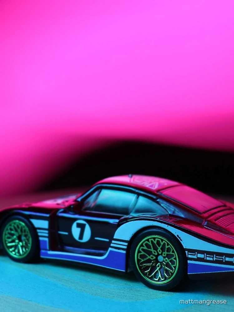 Aperçu 4 sur 4. Coque Samsung Galaxy avec l'œuvre Porsche 935 de nuit créée et vendue par mattmangrease.