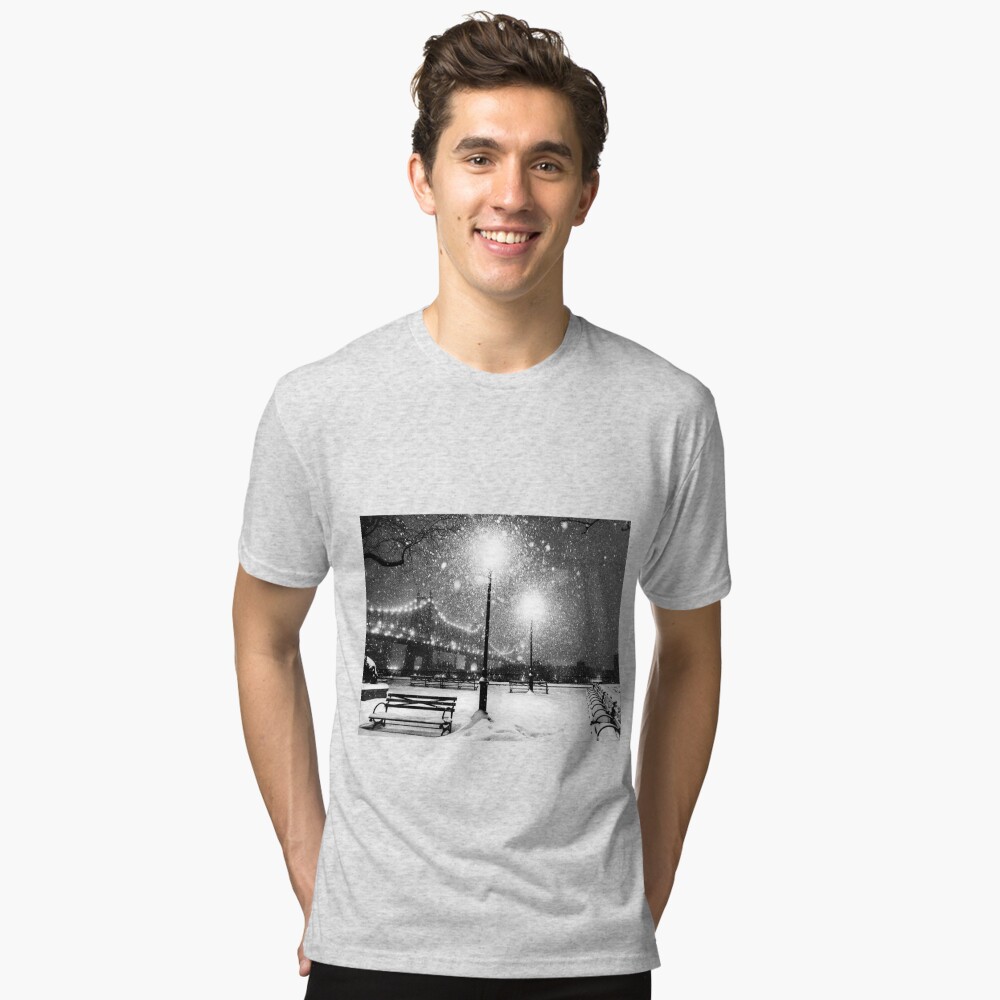Artikel-Vorschau von Vintage T-Shirt, designt und verkauft von vgucwaphoto.