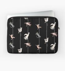 Pole Kätzchen beim Spielen Laptoptasche