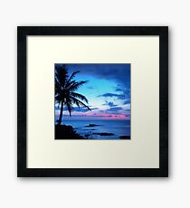 Tropische Insel-hübsche rosa blaue Sonnenuntergang-Landschaft Gerahmter Kunstdruck