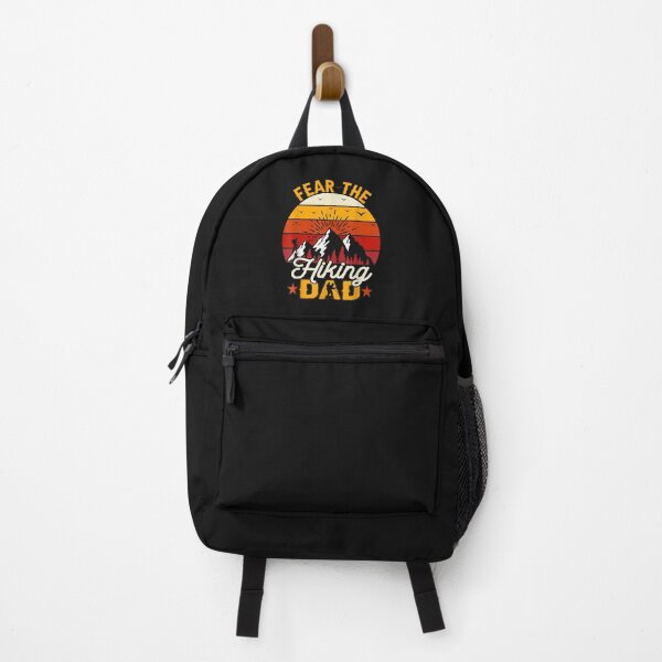 Artikelvorschau, Fear The Hiking Dad Vintage Hiking Dad For Fathers Day T-Shirt entworfen und verkauft von BentleySierra.