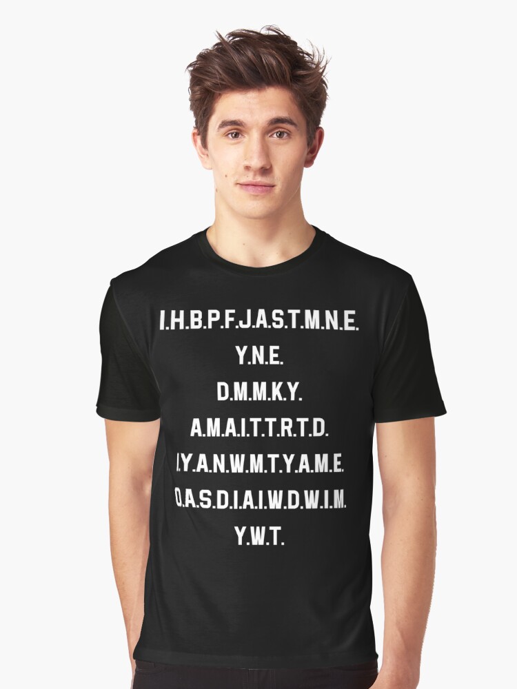 Imagen 1 de 5, Camiseta gráfica con la obra He traído la paz, diseñada y vendida por JordanneMathis.