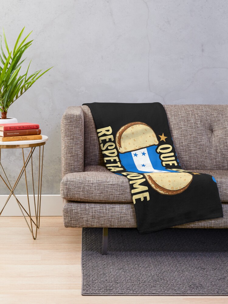 Imagen 2 de 6, Manta con la obra Baleada Honduran Food Comida Honduras Flag Catracho Pride Tank Top, diseñada y vendida por Corelli87.