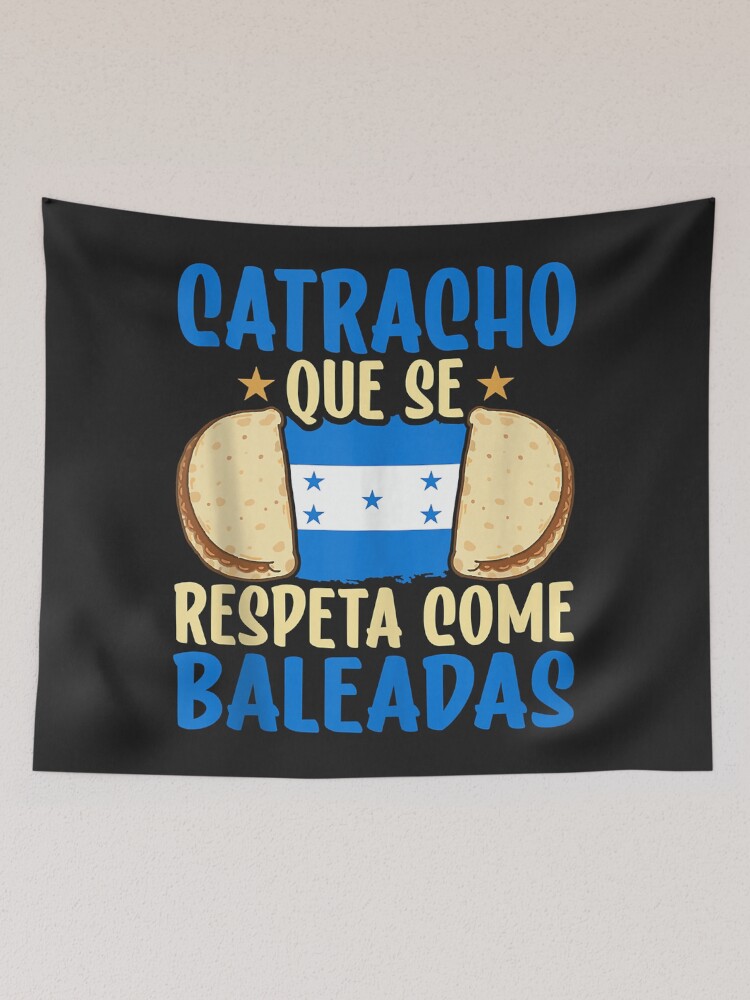 Aperçu 2 sur 3. Tentures avec l'œuvre Baleada Honduran Food Comida Honduras Flag Catracho Pride Tank Top créée et vendue par Corelli87.
