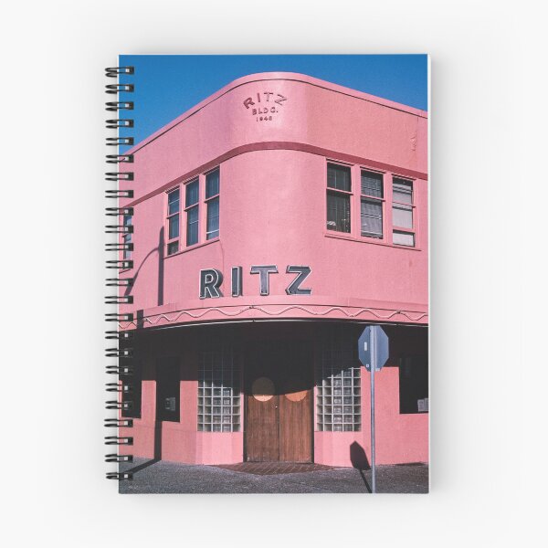 Artikelvorschau, Ritz Hotel in Summer Vintage Photography entworfen und verkauft von EmbraceAmbience.