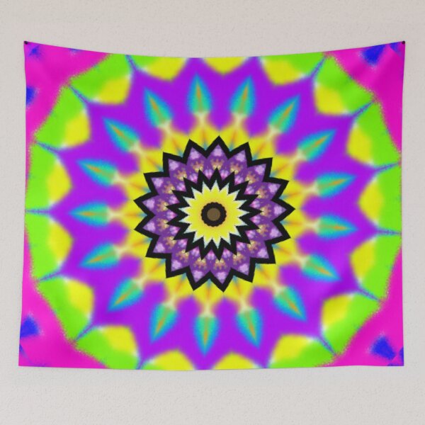 Aperçu de l'œuvre Groovy dream catcher mandala  créée et vendue par Crochetamommy.