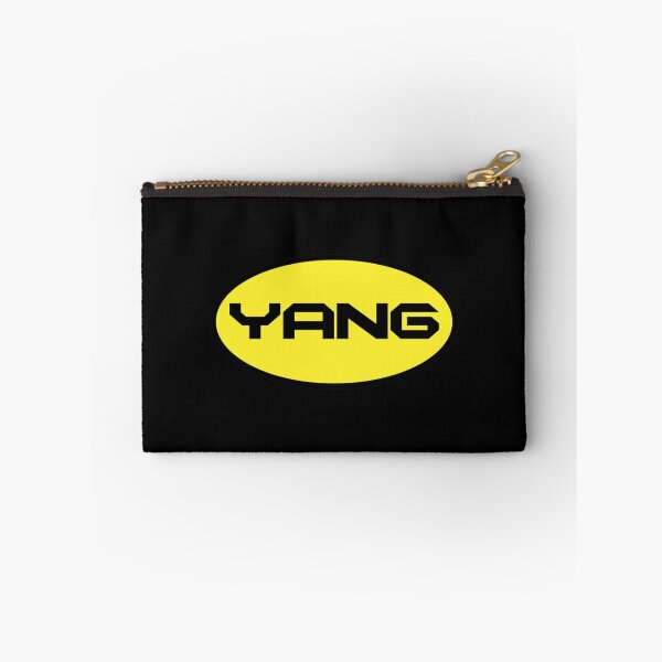 Artikelvorschau, Cool Andrew Yang New York Gotham Racerback Tank Top entworfen und verkauft von saurelmosert.
