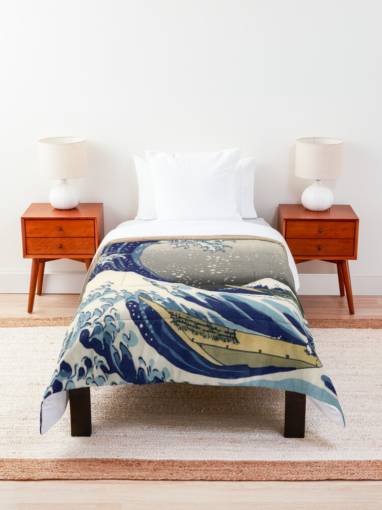 Alternate view of Great Wave Comforter