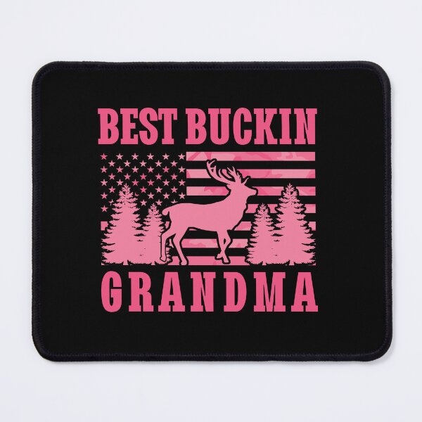 Artikelvorschau, Best Bucking Grandma American Flag Camp Hunting entworfen und verkauft von DadJokeDescript.