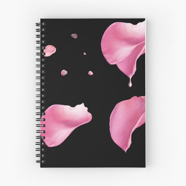 Aperçu de l'œuvre Pink rose petal floating créée et vendue par NathanHinson.