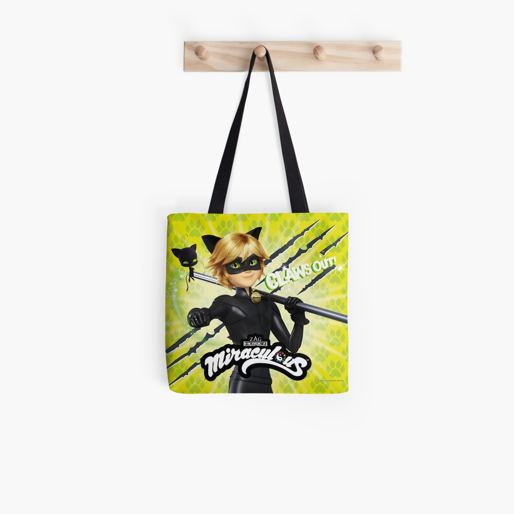 Miraculous Ladybug - Character Focus Cat Noir Claws Out iPad Case