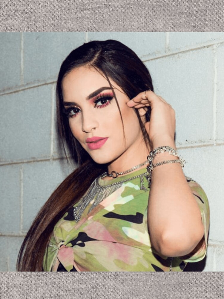 sudadera de kimberly loaiza