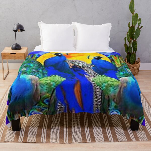 Artikelvorschau, BLUE PEACOCKS FULL MOON FANTASY ART entworfen und verkauft von sharlesart.