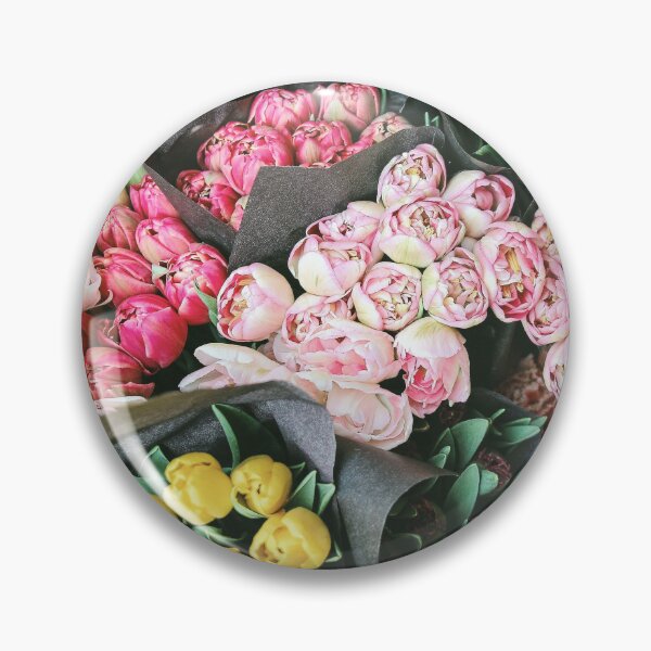 Artikelvorschau, Spring Tulips entworfen und verkauft von newburyboutique.