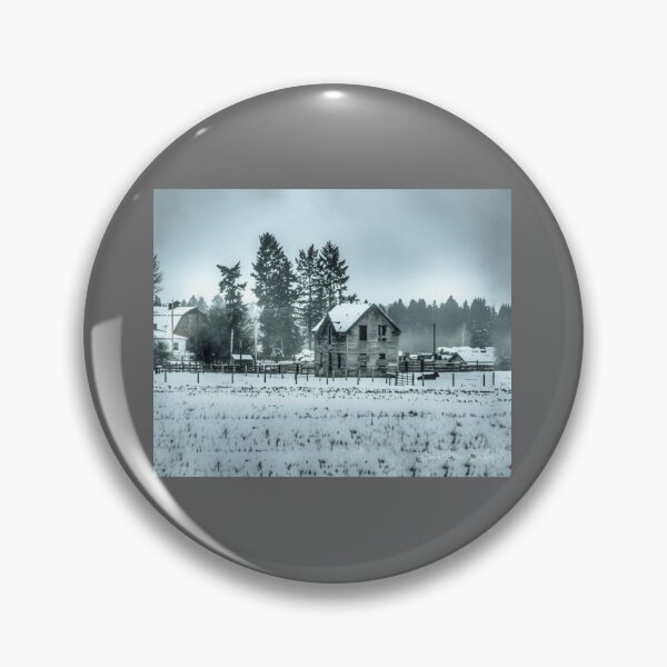 Artikelvorschau, A Hazy Shade Of Winter Classic entworfen und verkauft von TeaganOndricka.