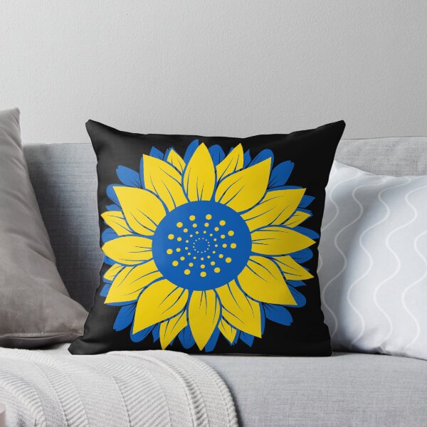 Artikelvorschau, Ukrainian Sunflower entworfen und verkauft von trendingatees.