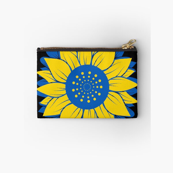 Artikelvorschau, Ukrainian Sunflower entworfen und verkauft von trendingatees.
