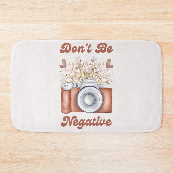 Artikelvorschau, Don't Be Negative Camera entworfen und verkauft von HappyLifeCreate.