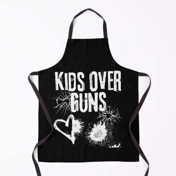 Aperçu de l'œuvre Kids Over Guns Political Protest Text Design créée et vendue par EarthArtDesigns.