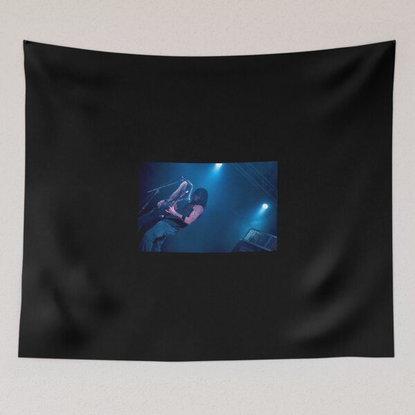 Artikelvorschau, Rising Up Angry Canvas Print entworfen und verkauft von colonjohan.
