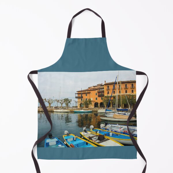 Aperçu de l'œuvre Torri del Benaco Waterfront créée et vendue par jojobob.