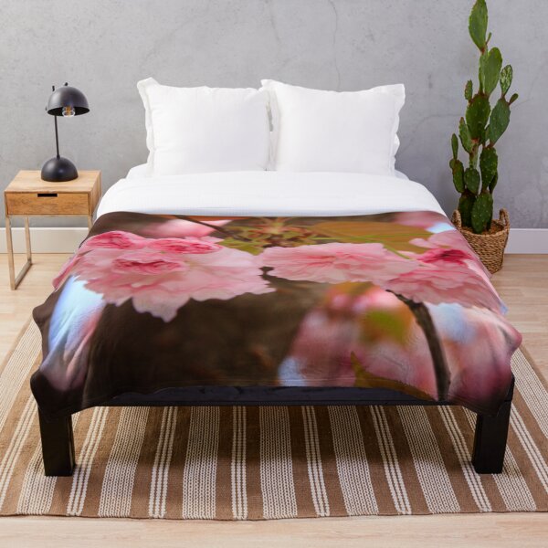 Aperçu de l'œuvre Kwanzan Floraison CherryTree créée et vendue par RoseC.