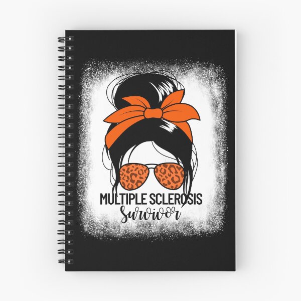 Aperçu de l'œuvre Multiple Sclerosis Survivor Women's Messy Bun MS Warrior Gear créée et vendue par DynamicDesign.