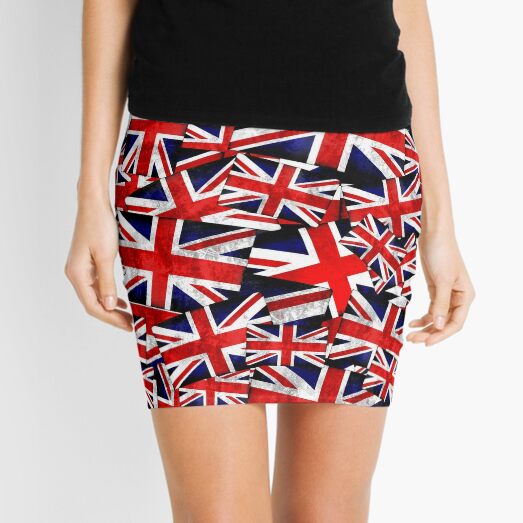 Womens Petite Buckle Detail Woven Check Kilt Mini Skirt  Boohoo UK