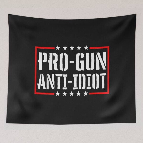 Artikelvorschau, Pro Gun Anti Idiot T-Shirt entworfen und verkauft von Knight-Saverin.