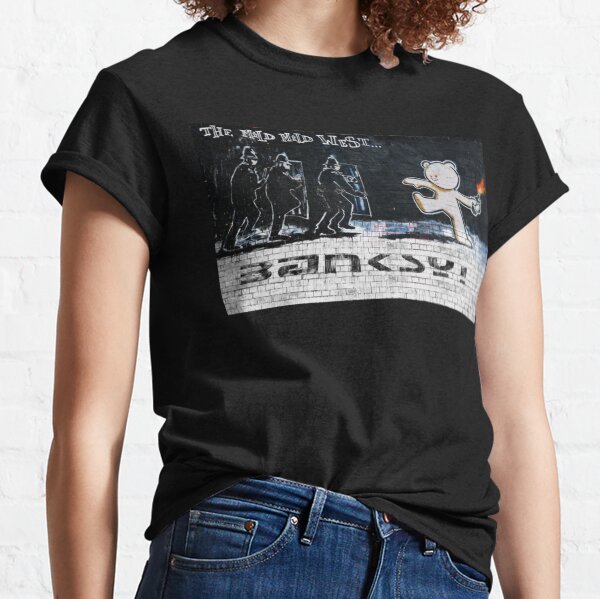 BANKSY Graffiti Mural The Mild Mild-West Classic T-Shirt