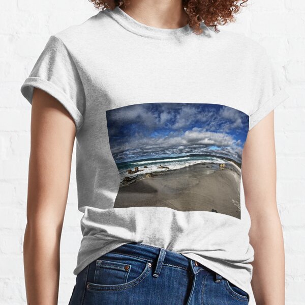 Friendly Beach, Coles Bay. Classic T-Shirt