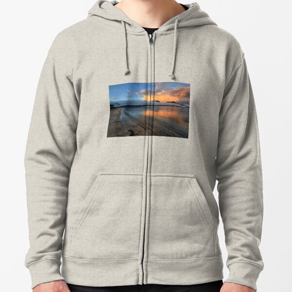 Richardsons Beach, Coles Bay. Zipped Hoodie