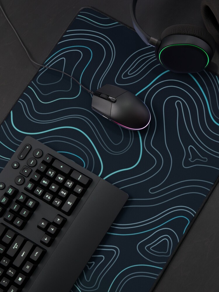 Aperçu 4 sur 5. Tapis de souris avec l'œuvre Résumé des lignes topographiques bleu sarcelle esthétique minimaliste créée et vendue par Doa-ibu.