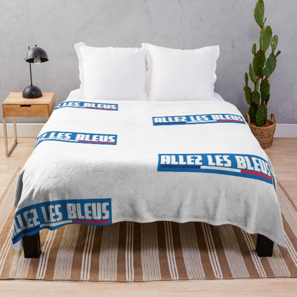 Aperçu de l'œuvre Équipe de France de Football "Les Bleus (The Blues)" - Coupe du Monde 2022 Qatar Best Selling Design T-shirt classique créée et vendue par ahmadem.